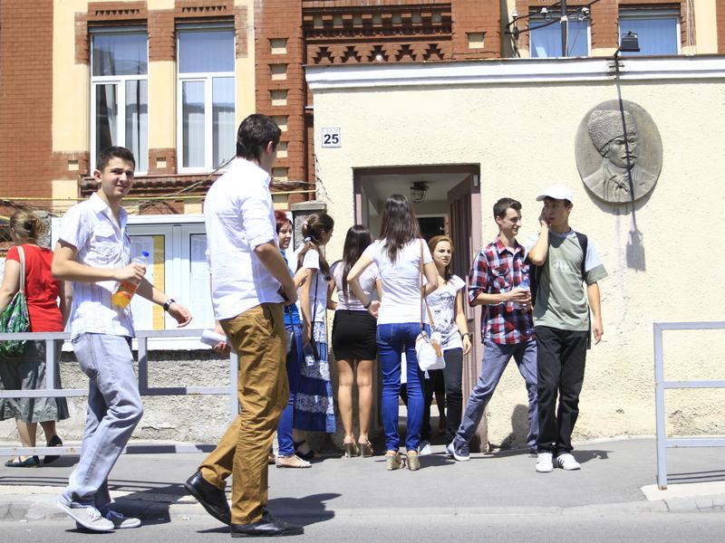 Promovabilitatea la bacalaureat a crescut după contestaţii, la Cluj