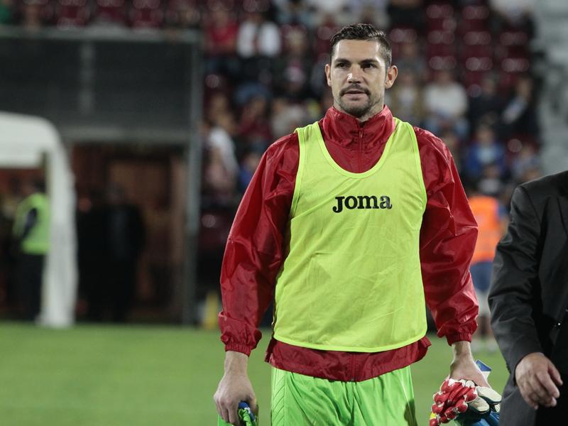 Faţa neştiută a campioanei: fotbalişti neplătiţi de luni de zile, unii trăiesc din banii părinţilor