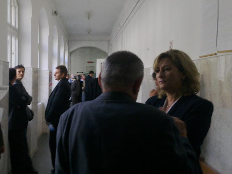 Angajaţii primăriei clujene - front comun pro Apostu la audieri