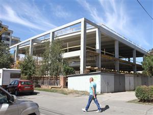 Fabricile imobiliare repornesc în 2012 