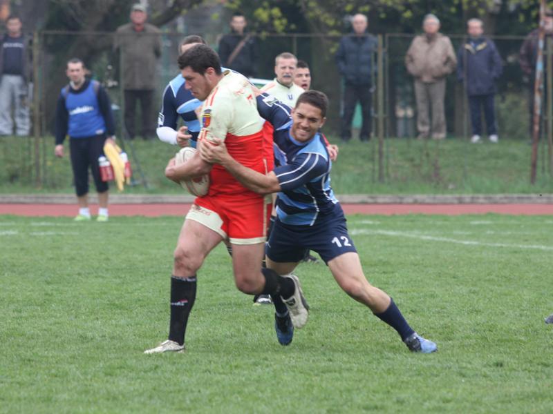 Rugbiştii au evitat retrogradarea 