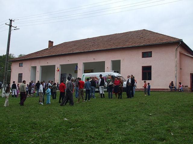 Memorial de box la căminul cultural