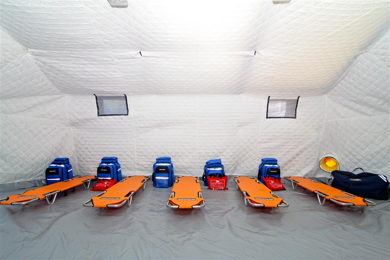 Două autospeciale de trei sferturi de milion de euro au ajuns azi la Cluj. Una e spital ambulant: 40 de bolnavi simultan FOTO