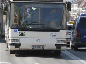 Cum umple primăria golurile  din reţeaua de transport în comun   