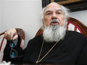 Burse mai mici la Fundaţia Mitropolitul Bartolomeu