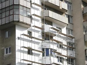 Ministerul Dezvoltării actualizează standardul de cost pentru reabilitarea termică a blocurilor. Ce trebuie să ştii