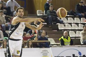 Chetreanu şi Ross îşi pregătesc revenirea pe parchet
