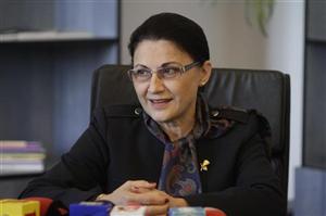 Ministrul Educaţiei vrea să restructureze învăţământul tehnic şi cel profesional