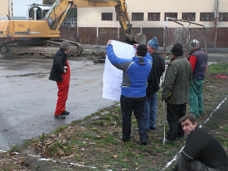 Sediu nou pentru Casa Corpului Didactic. Pe un teren de sport