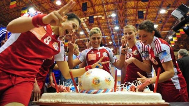 Oltchim le-a evitat pe Gyor şi Buducnost în grupele principale ale Ligii Campionilor. Vezi cu cine va juca 