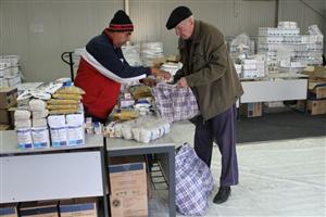 Alimentele gratis de la UE pentru persoane defavorizate se distribuie de joi în Cluj-Napoca