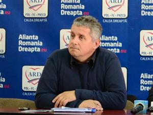 Preşedintele clujean al Comisiei Juridice, în război cu bancherii