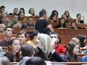 Ce câştigăm dacă s-au deblocat banii din POSDRU