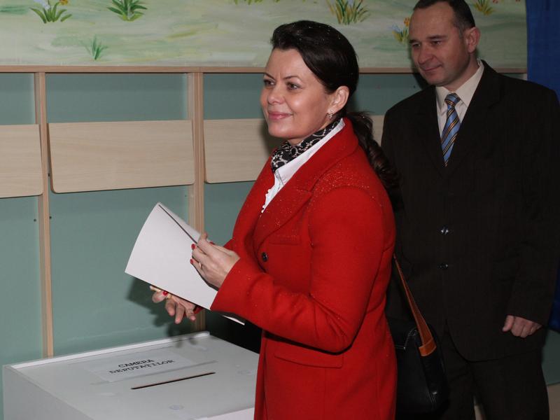 Cine a câştigat în toate secţiile de vot VIDEO