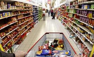Controale OPC Cluj înainte de sărbători: 21.000 de lei amendă şi 300 kg de produse retrase de la comercializare VIDEO
