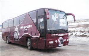 Campioana en-titre, CFR Cluj, şi-a rebranduit autocarul FOTO