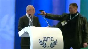 Lider politic bulgar, la un pas de asasinat în văzul întregii lumi