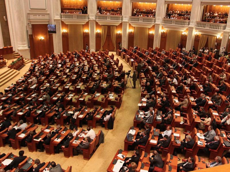 Au pus ANI cu “botul pe labe”