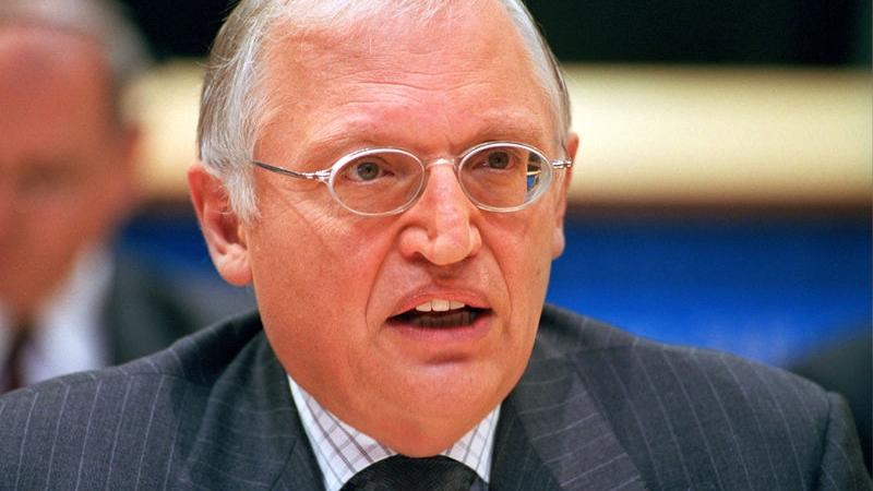Gunter Verheugen, Doctor Honoris Causa la UBB. Premierul Ponta şi doi miniştri vin la ceremonie