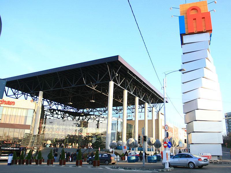 Boc susţine proiectul Iulius Mall din Gheorgheni