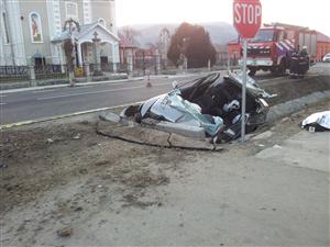 Două persoane şi-au pierdut viaţa într-un accident în Căşeiu FOTO/VIDEO