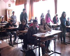 39 de ani chiuliţi, atât au adunat elevii din Cluj doar în primul semestru VIDEO