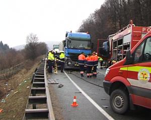 Persoanele care au decedat în accidentul de pe DN1 se întorceau de la o cununie civilă VIDEO