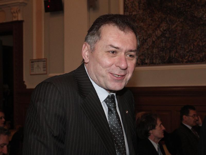 Ciorcilă vrea din nou la SIF
