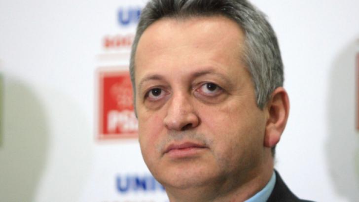 Fenechiu: Ministerul Transporturilor va fi mandatat să realizeze autostrada Iaşi - Câmpia Turzii