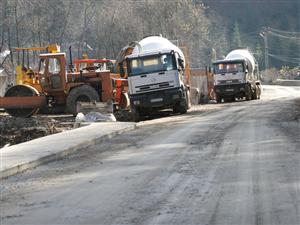 Eşecul unui alt contract: reeditarea montană  a “centurii de diamant”