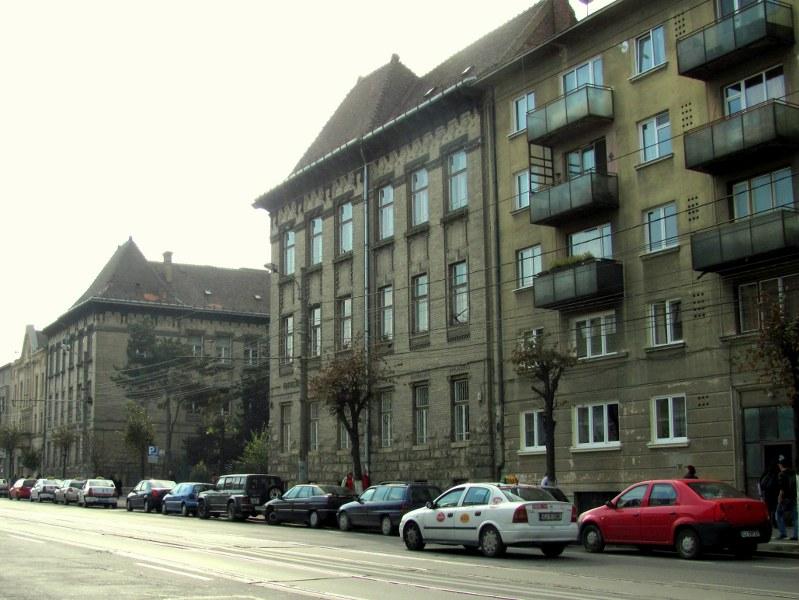 Facultatea de Litere, deşi revendicată, rămâne în sediu 10 ani