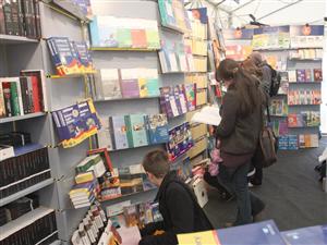 Aproape 90 de expozanţi, de mâine până duminică la târgul de carte Gaudeamus de la Cluj