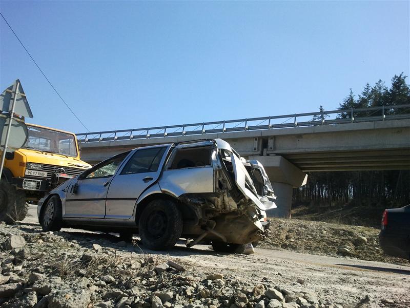 Camion cu nisip răsturnat pe centura Vâlcele - Apahida. Centura a fost închisă aproape trei ore FOTO / VIDEO