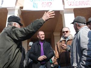 Fost director de dezvoltare la Hidroserv Cluj, Szeplekan câştiga 6.000 lei în mână. 