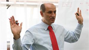 Rapidul a găsit soluţia pentru licenţiere: „UEFA ne dă dreptate
