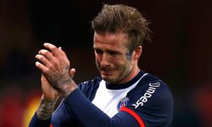 Beckham s-a despărţit cu ochii în lacrimi de publicul de pe Parc des Princes VIDEO