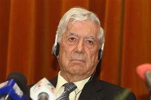 Reality show-urile, criticate de Vargas Llosa la Cluj 