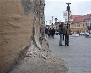 Refaţadizare cu forţa: Primăria îţi modernizează casa, dar îţi ipotechează locuinţa până dai banii înapoi VIDEO