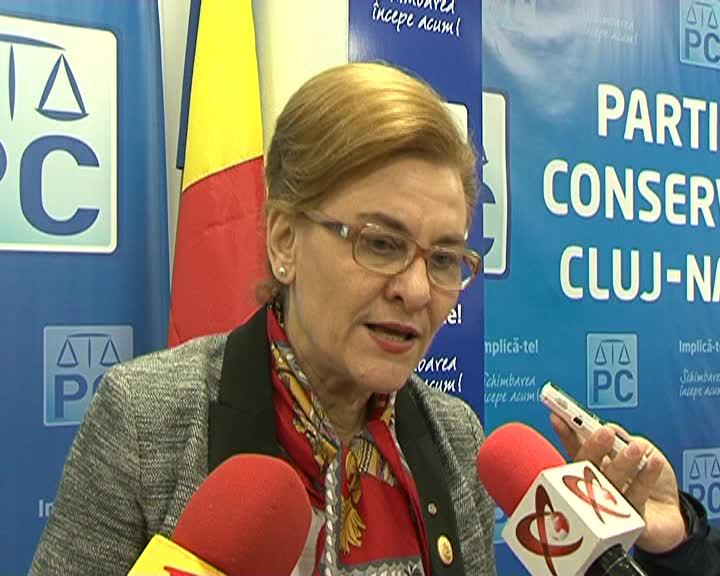 Funcţionarii publici, taxaţi pentru comportamentul urât cu cetăţenii VIDEO