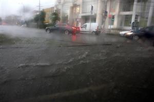 Cod galben de furtună în judeţele din Transilvania, de azi după-masă până mâine dimineaţă