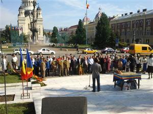 L-au comemorat pe Eminescu în centrul Clujului cu slujbă de pomenire GALERIE FOTO