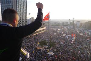 Trei clujeni au luat pulsul protestelor din Taksim înaintea televiziunilor. Au ajuns în Turcia cu autostopul