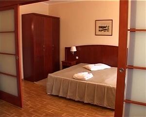 Cum văd hotelierii clujeni taxa pe cameră VIDEO