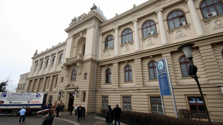 Atentat cu bombă la Universitatea din Iaşi