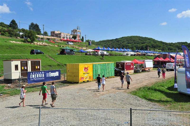A început prima ediţie Peninsula de la Cluj. Au fost vândute 7.000 de bilete şi abonamente VIDEO