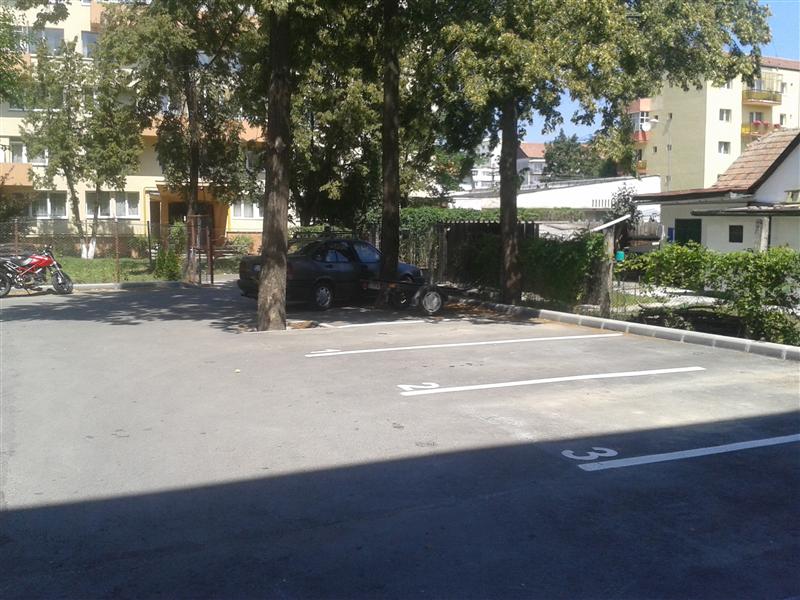 Primăria, inovativă la împărţeala parcărilor