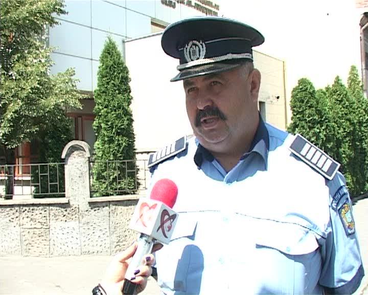 Acuze cu miză de 25.000 de euro între poliţişti VIDEO