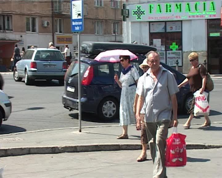 Clujul s-a topit astăzi sub codul galben de caniculă. La ce să te aştepţi în următoarele zile VIDEO