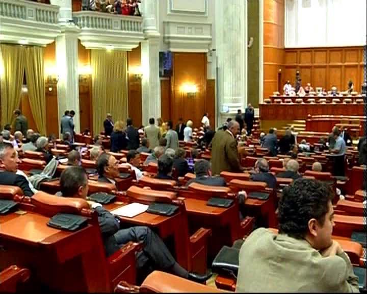 Care sunt cei mai leneşi şi cei mai harnici parlamentari clujeni VIDEO
