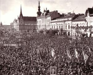 Cluj sau Cluj-Napoca? Cum s-a schimbat numele oraşului peste noapte, din pixul lui Ceauşescu